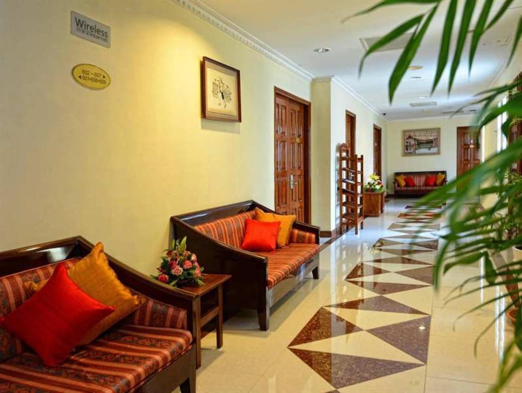 Holiday Villa Hotel City Centre Phnom Penh Exterior foto